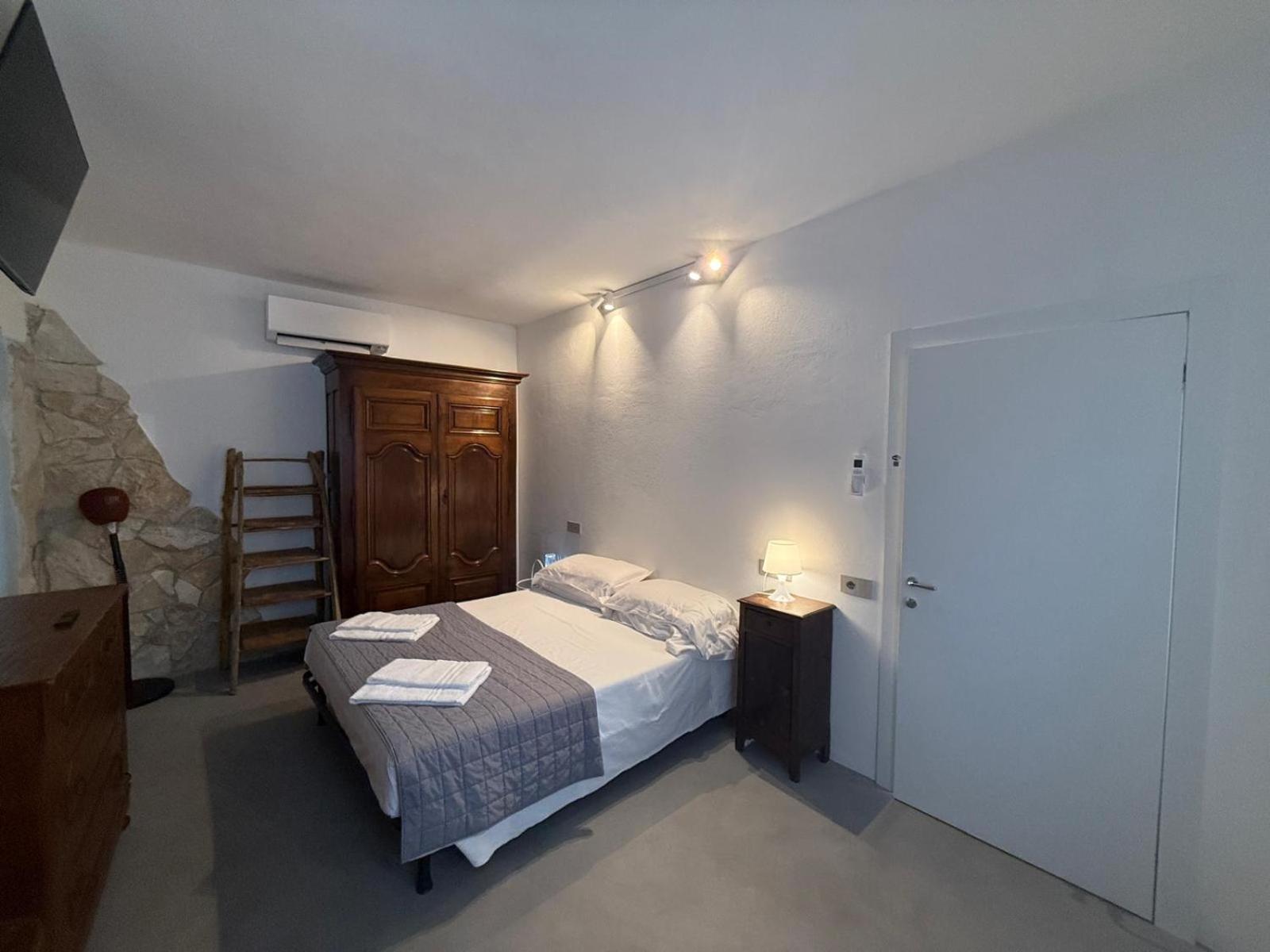 B&B Relax Room Villa Segala 5A